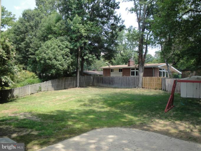 8615 Highgate Road Alexandria, VA 22308 - Photo 6 of 9 Exterior (Rear)