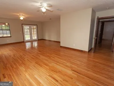 $245,000 | 8590 Hwy 82, Waynesville, GA 31566