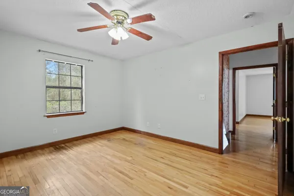 $245,000 | 8590 Hwy 82, Waynesville, GA 31566