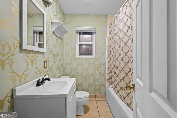 $245,000 | 8590 Hwy 82, Waynesville, GA 31566