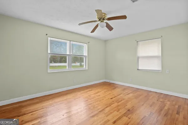 $245,000 | 8590 Hwy 82, Waynesville, GA 31566