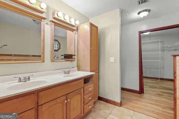 $245,000 | 8590 Hwy 82, Waynesville, GA 31566