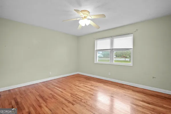 $245,000 | 8590 Hwy 82, Waynesville, GA 31566