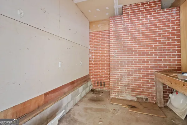 $245,000 | 8590 Hwy 82, Waynesville, GA 31566