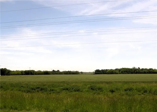 $975,000 | 2730 Kingman Road, Ottawa, KS 66067