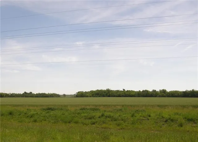 $1,100,000 | 2730 Kingman Road, Ottawa, KS 66067