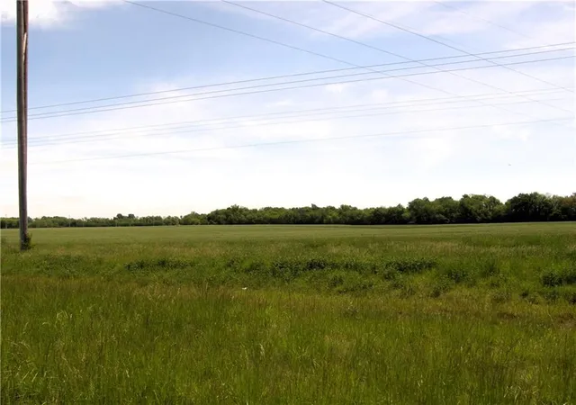 $1,100,000 | 2730 Kingman Road, Ottawa, KS 66067