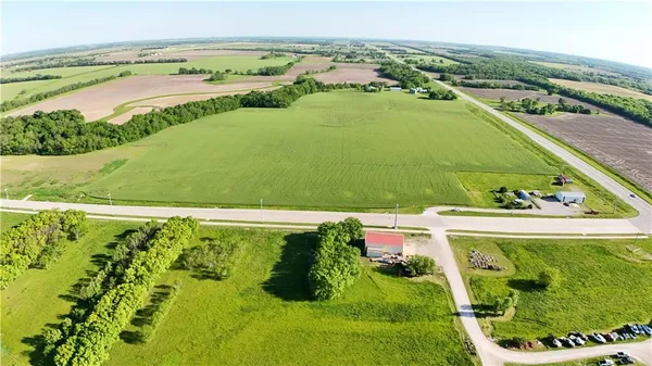 $975,000 | 2730 Kingman Road, Ottawa, KS 66067