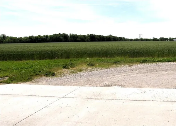 $975,000 | 2730 Kingman Road, Ottawa, KS 66067