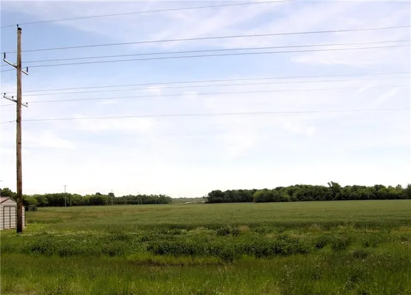$975,000 | 2730 Kingman Road, Ottawa, KS 66067