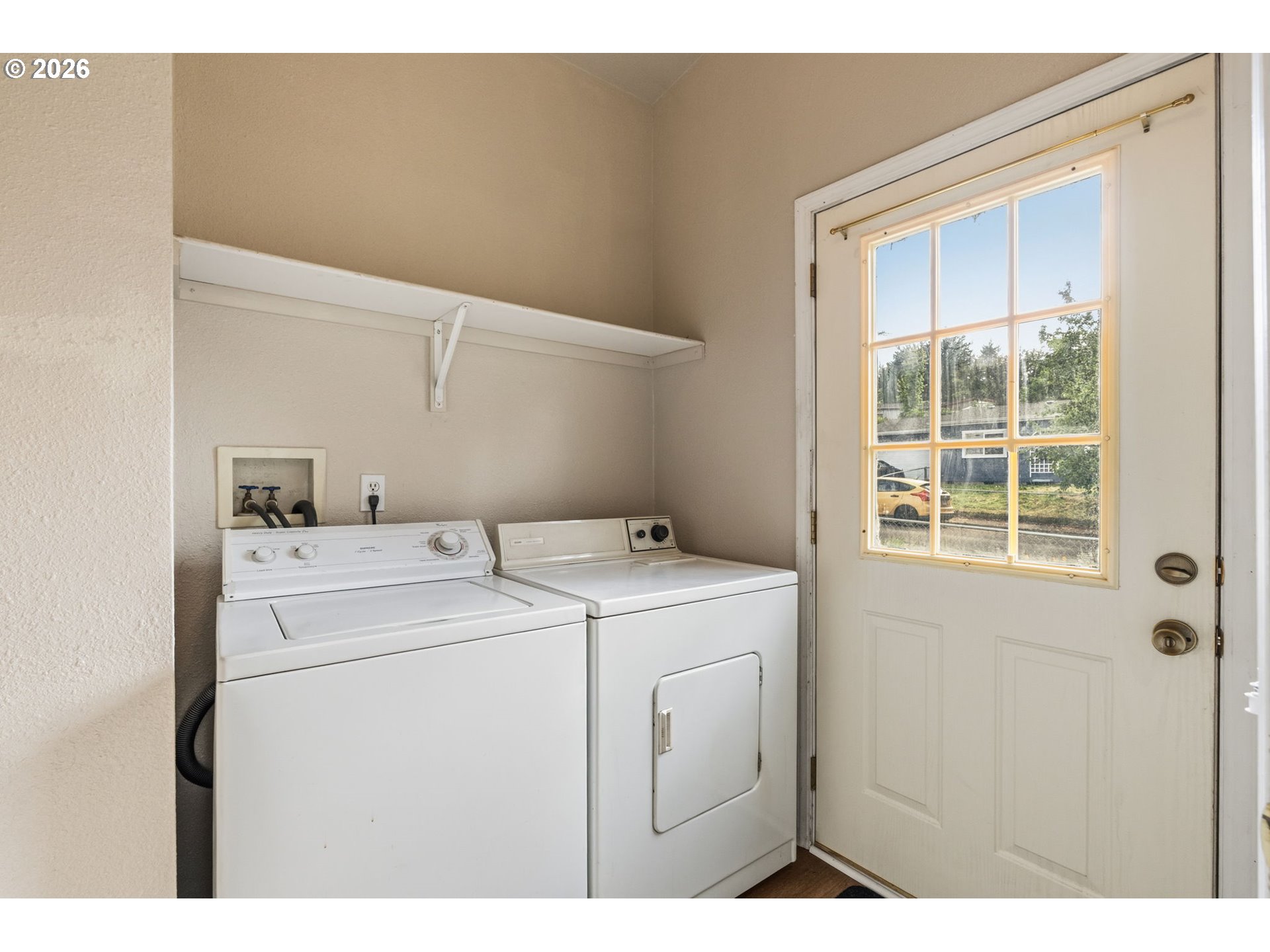 1281 South 57th Place Springfield, OR 97478 - Photo 11 of 37