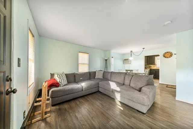 $200,000 | 227 3rd Avenue Northeast, Faribault, MN 55021