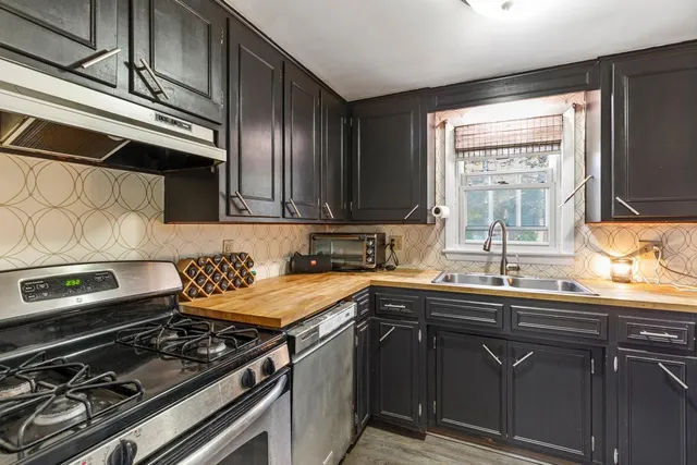 $200,000 | 227 3rd Avenue Northeast, Faribault, MN 55021