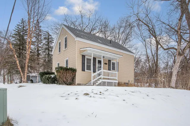 $200,000 | 227 3rd Avenue Northeast, Faribault, MN 55021