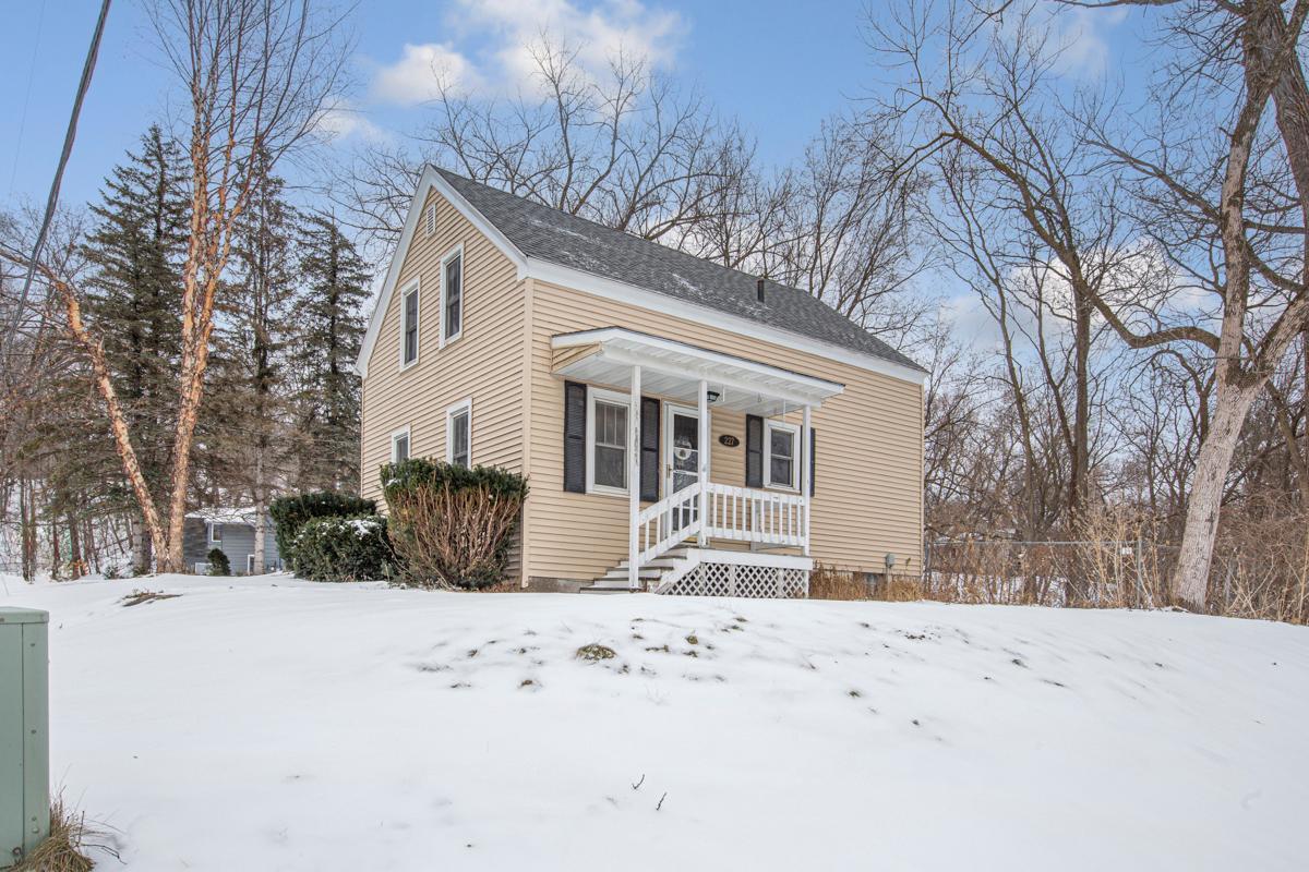 227 3rd Avenue Northeast Faribault, MN 55021 - Photo 2 of 43