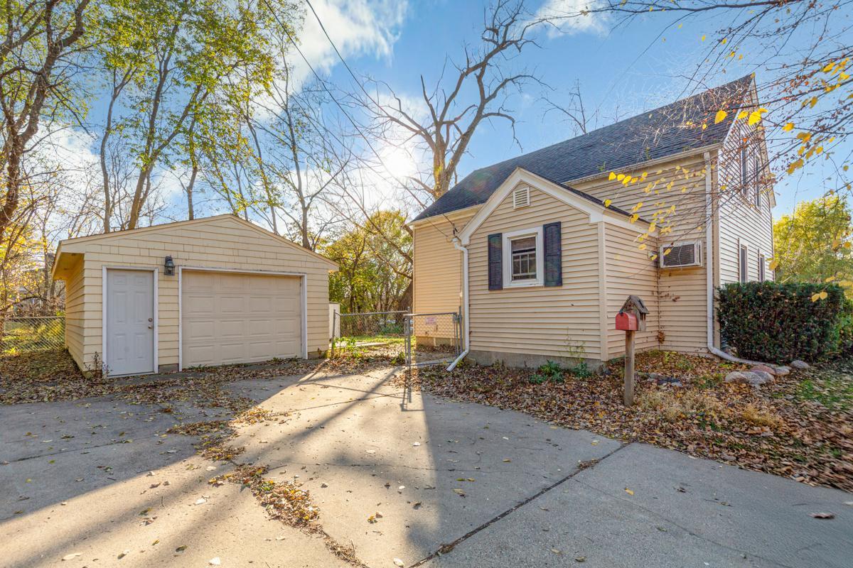 227 3rd Avenue Northeast Faribault, MN 55021 - Photo 37 of 43