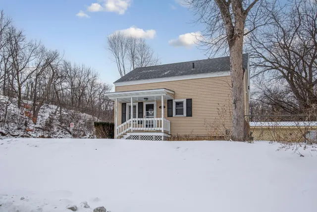 $200,000 | 227 3rd Avenue Northeast, Faribault, MN 55021