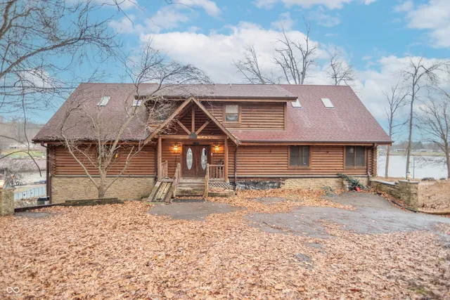 $499,900 | 1300 South Shore Drive, Martinsville, IN 46151