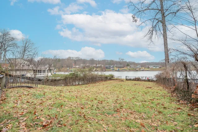 $499,900 | 1300 South Shore Drive, Martinsville, IN 46151