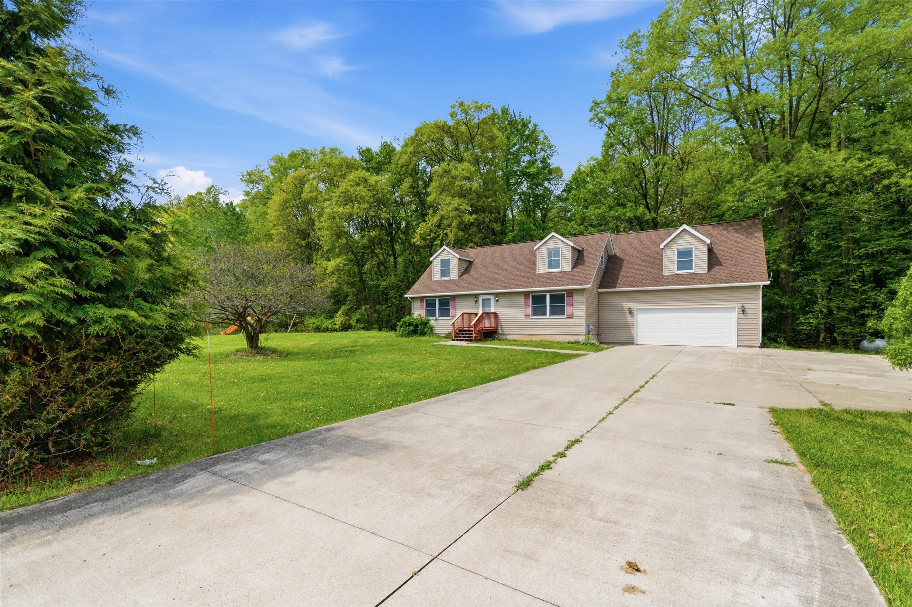 9949 Crofoot Road Fowlerville, MI 48836 - Photo 3 of 45 09-09