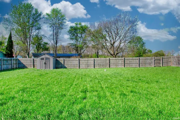 $192,500 | 3910 North Salem Road, Decatur, IN 46733