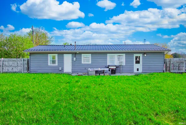 $192,500 | 3910 North Salem Road, Decatur, IN 46733
