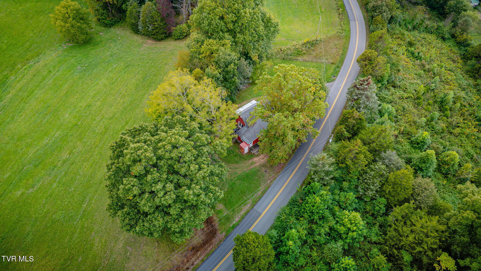137 Charlie Hicks Road Jonesborough, TN 37659 - Photo 27 of 32 102