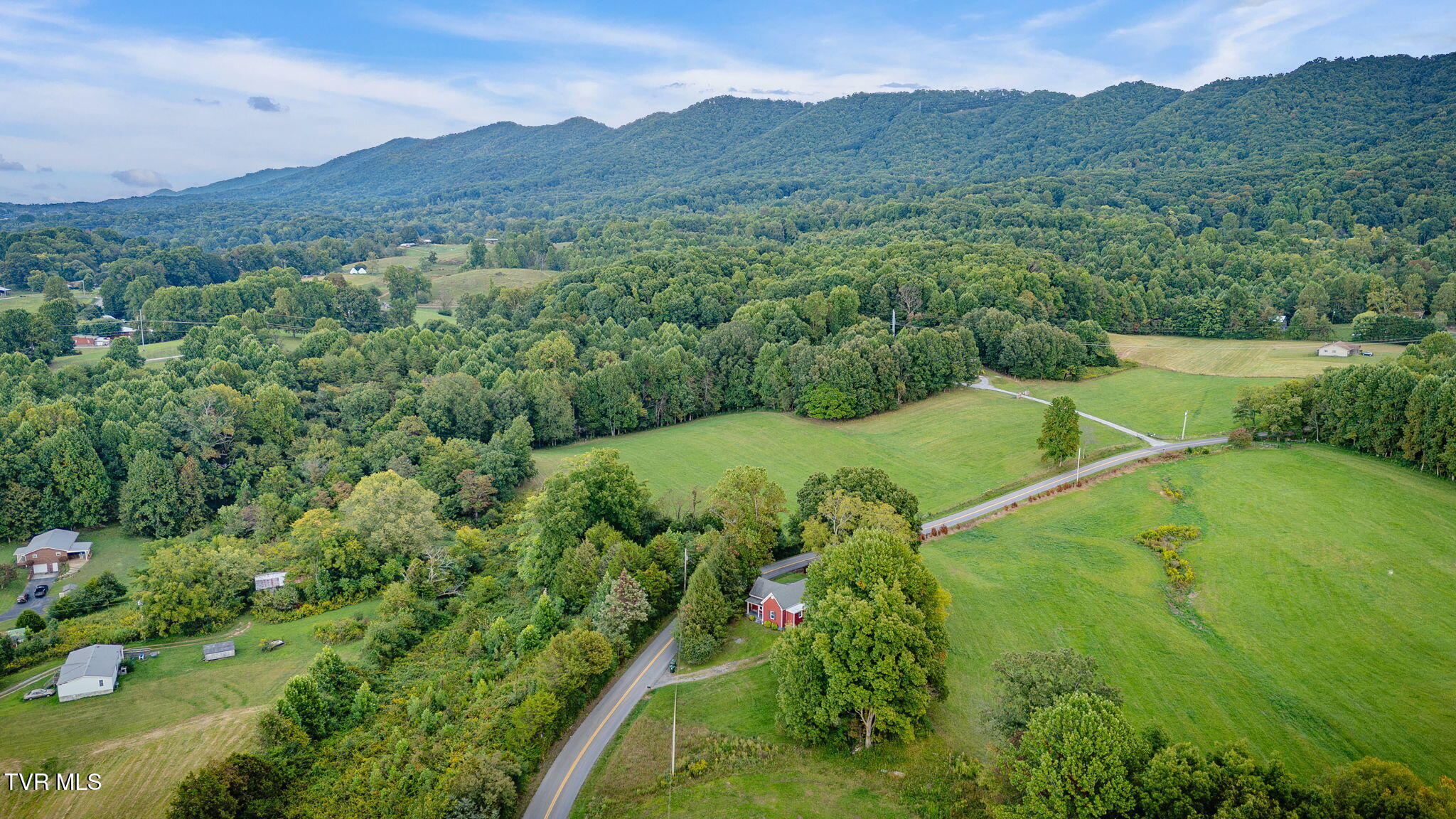 137 Charlie Hicks Road Jonesborough, TN 37659 - Photo 30 of 32 105