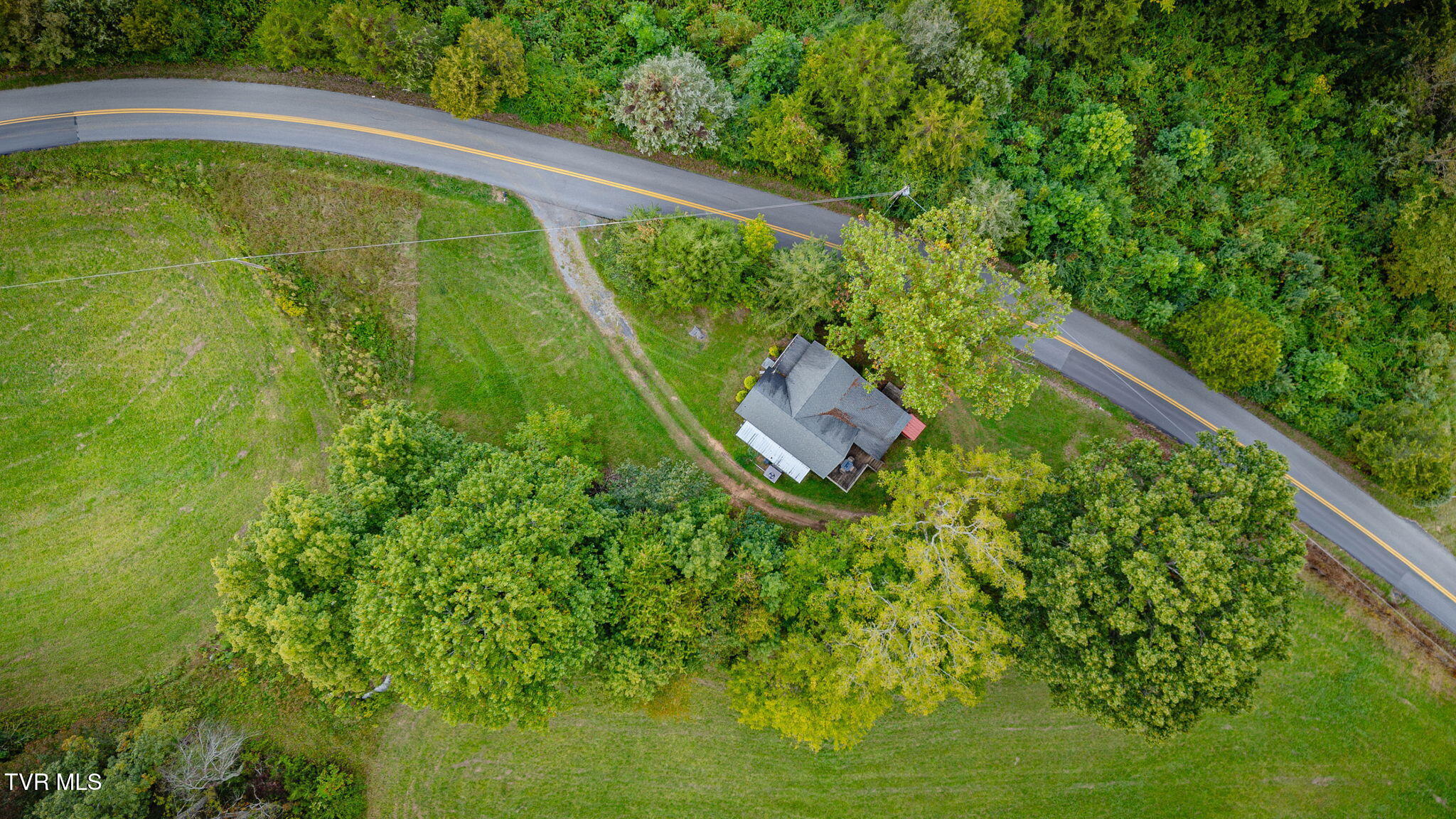 137 Charlie Hicks Road Jonesborough, TN 37659 - Photo 31 of 32 106