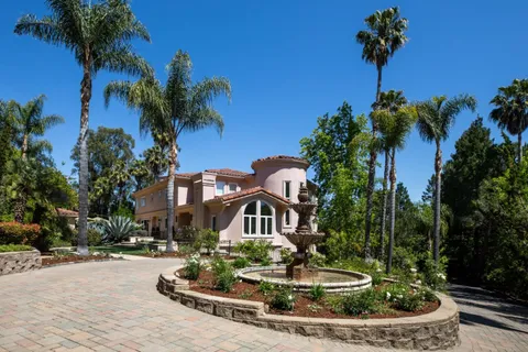 $10,500,000 | 393 Atherton Avenue, Atherton, CA 94027