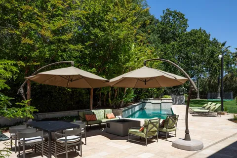 $10,500,000 | 393 Atherton Avenue, Atherton, CA 94027