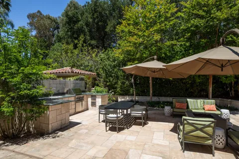 $10,500,000 | 393 Atherton Avenue, Atherton, CA 94027