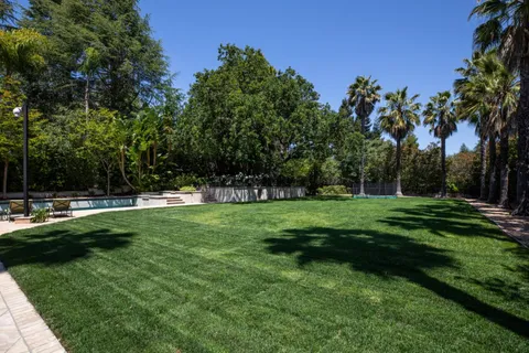$10,500,000 | 393 Atherton Avenue, Atherton, CA 94027
