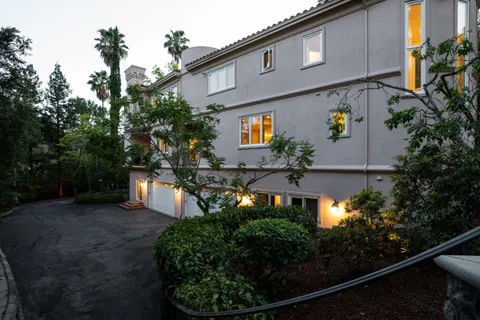 $10,500,000 | 393 Atherton Avenue, Atherton, CA 94027