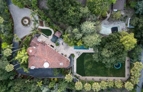 $10,500,000 | 393 Atherton Avenue, Atherton, CA 94027
