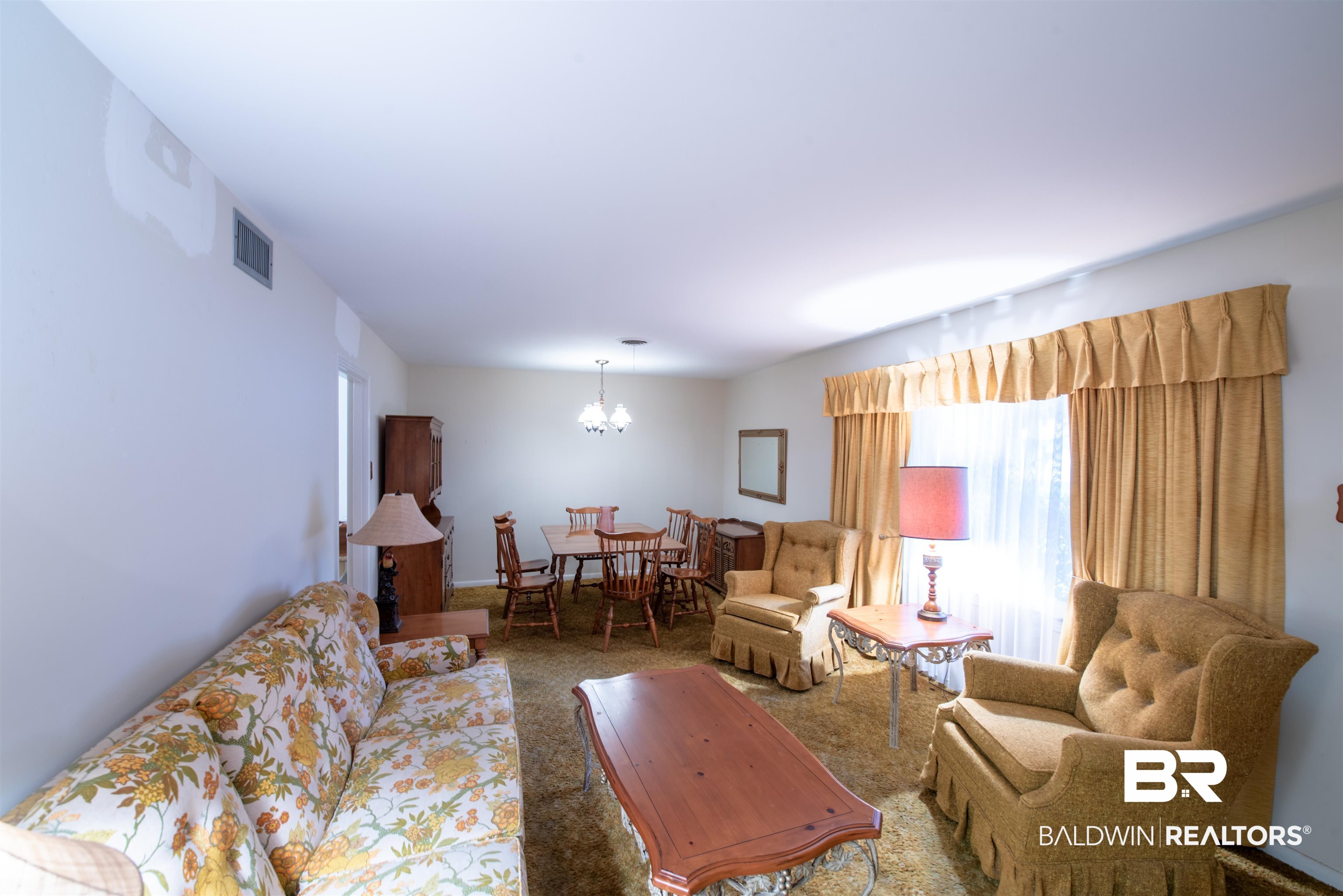601 East Wesley Drive Mobile, AL 36609 - Photo 10 of 18