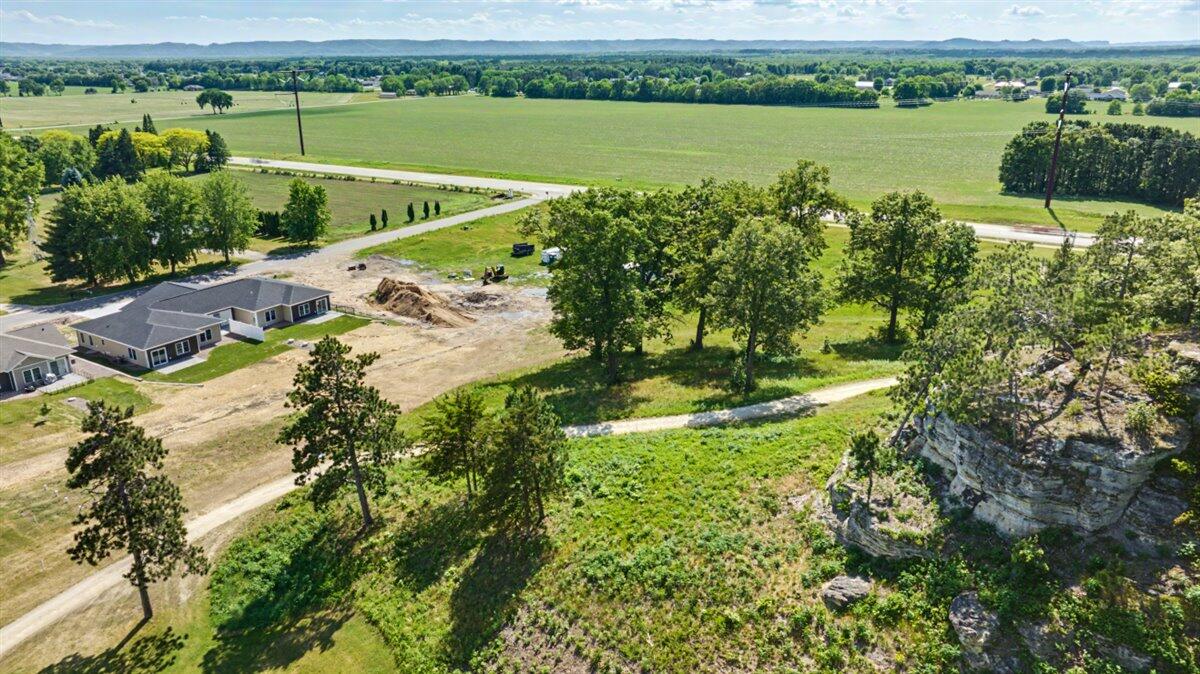 W7674 Castle Mound Road Holmen, WI 54636 - Photo 20 of 28 36-order-24