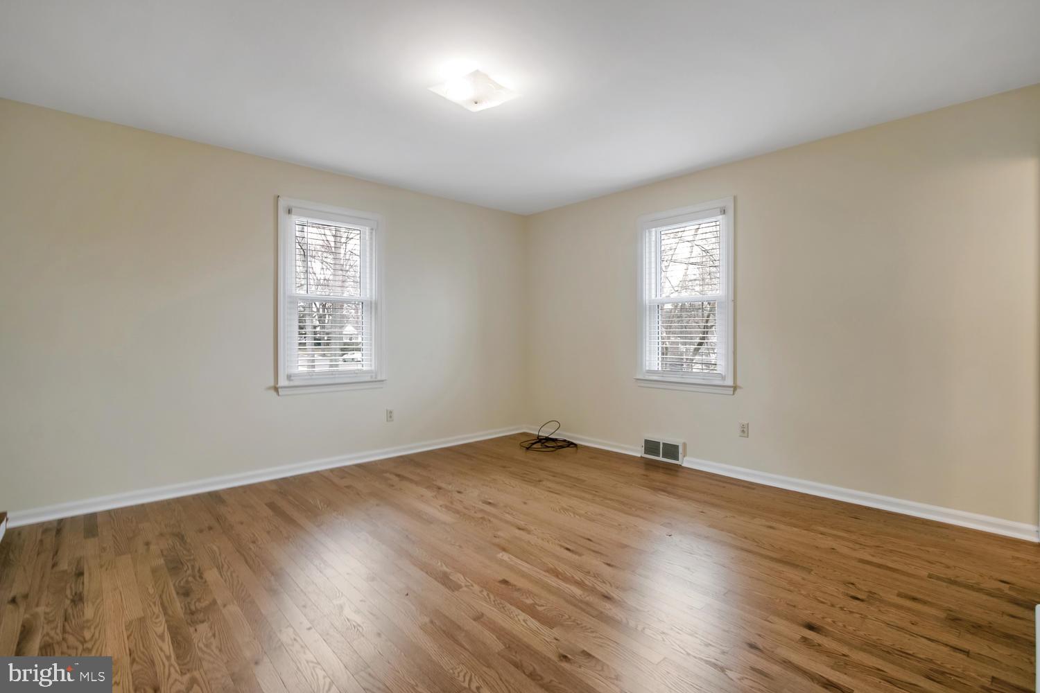 227 Murphy Road Wilmington, DE 19803 - Photo 12 of 25 Spacious master bedroom