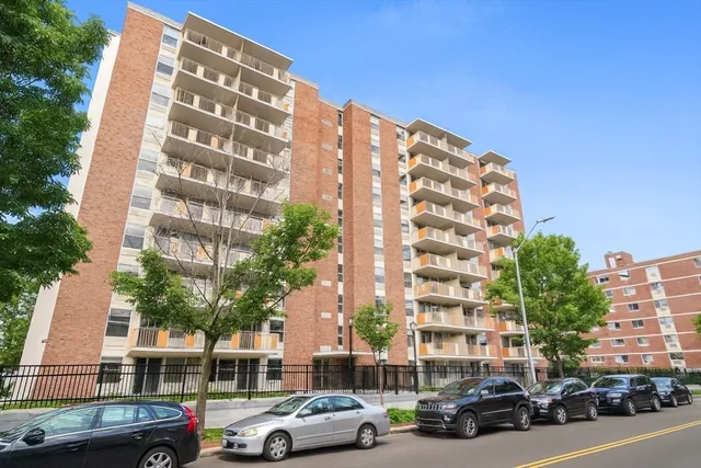 $3,700 | 295 Harvard Street, Unit 1004, Cambridge, MA 02139