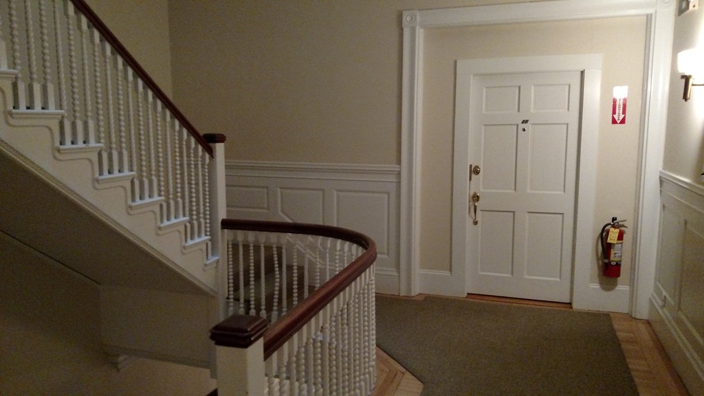 35 Bay State Road, Unit 5 Boston, MA 02215 - Photo 4 of 12 Gallery Image 4