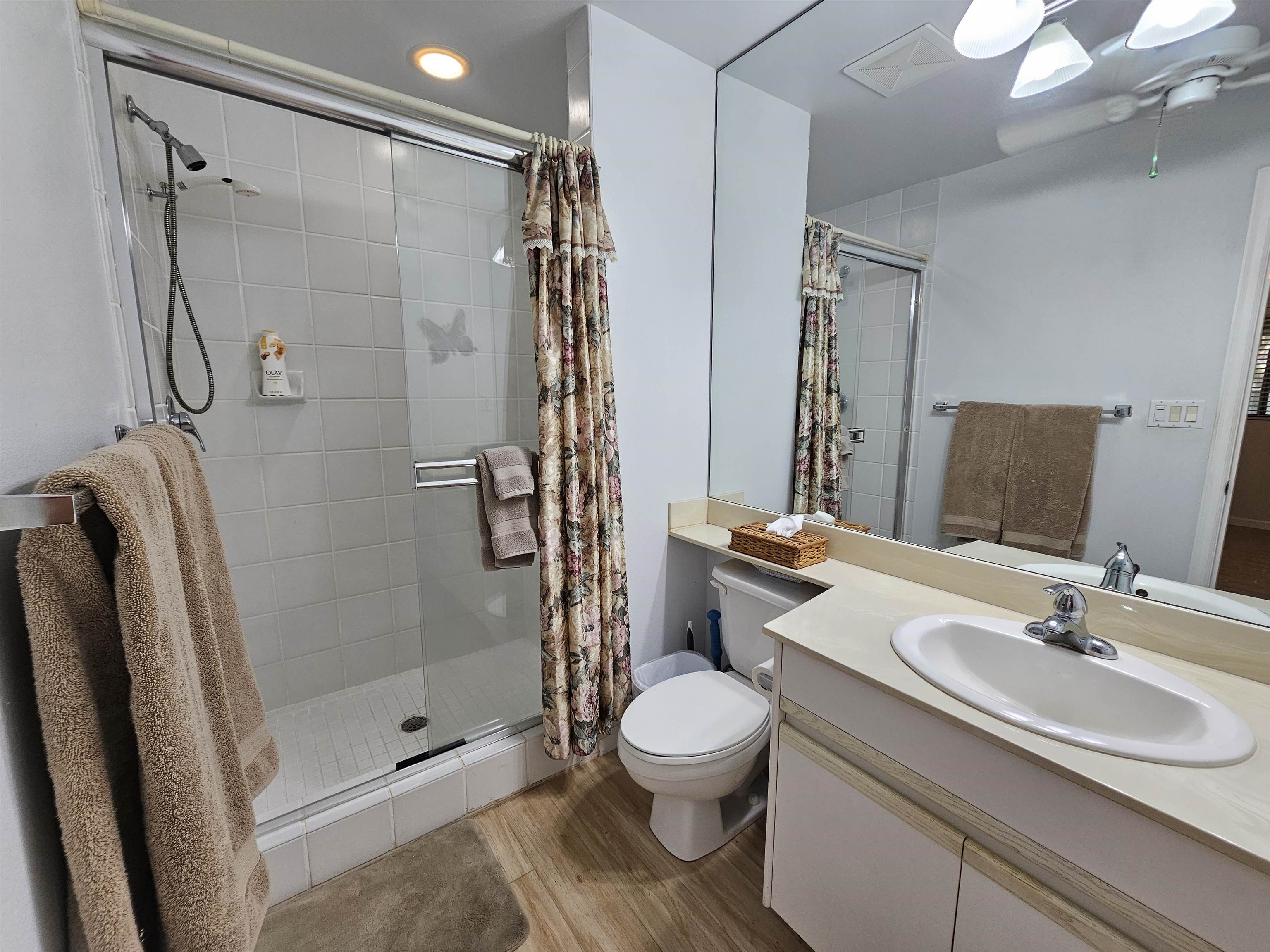 2777 South Kihei Road, Unit K107 Kihei, HI 96753 - Photo 24 of 50 a bathroom with a sink toilet and shower