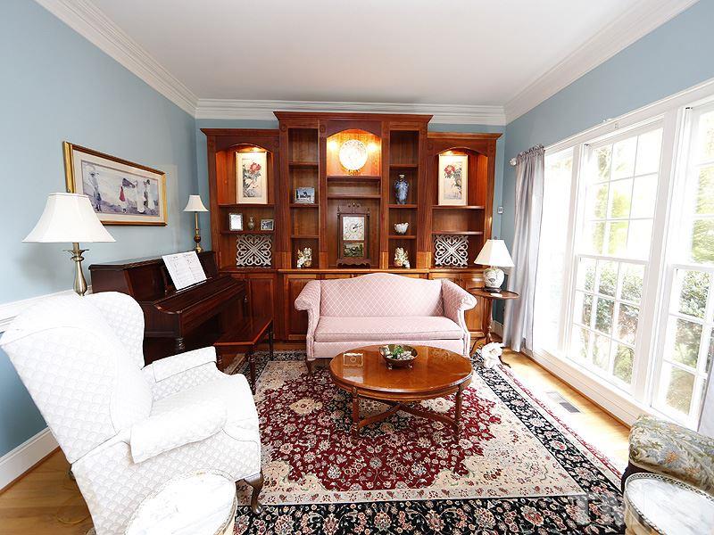 10905 Fitzwilliam Street Raleigh, NC 27614 - Photo 4 of 25