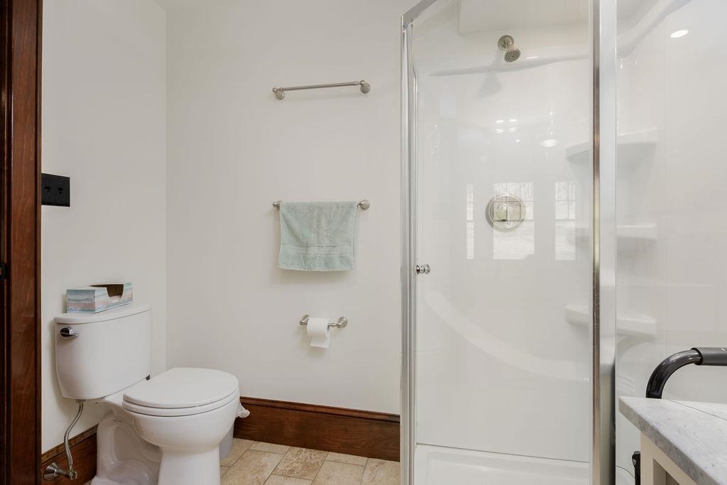 114 Gifford Road Hartford, VT 05001 - Photo 28 of 45