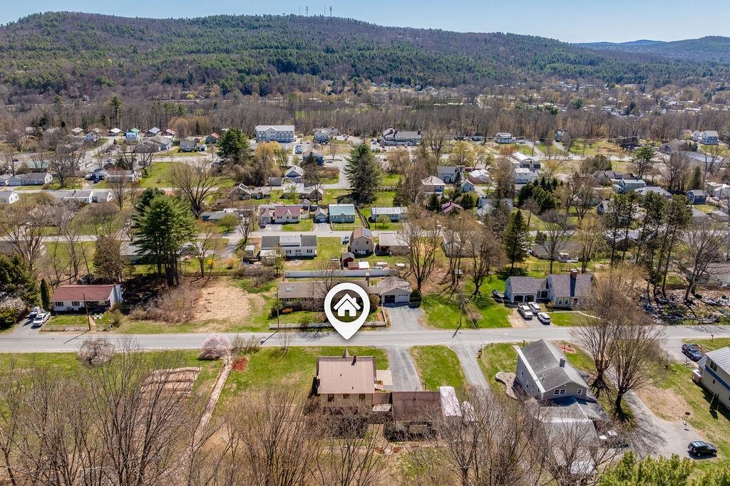 114 Gifford Road Hartford, VT 05001 - Photo 43 of 45