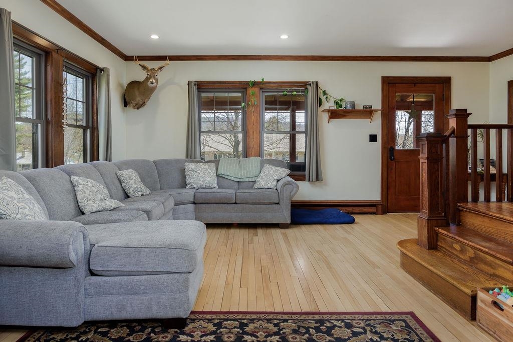 114 Gifford Road Hartford, VT 05001 - Photo 6 of 45