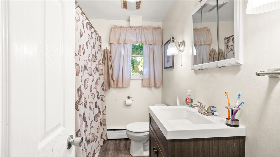 59 Liverpool Street Warwick, RI 02886 - Photo 12 of 29
