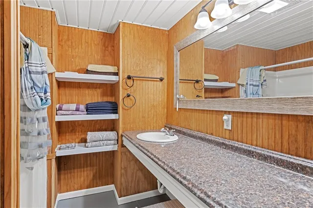 $425,000 | 7442 Edgewater Drive, Chauvin, LA 70344