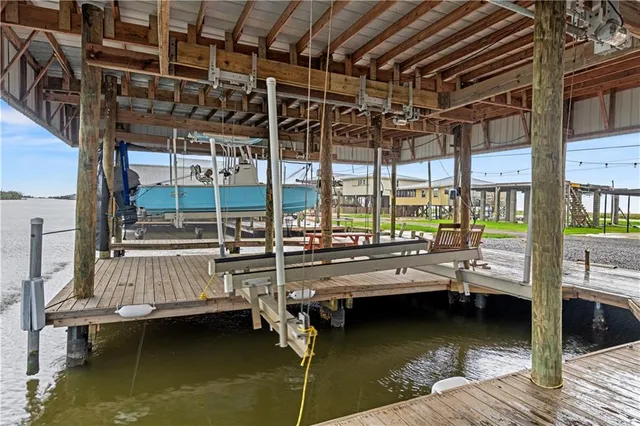 $425,000 | 7442 Edgewater Drive, Chauvin, LA 70344