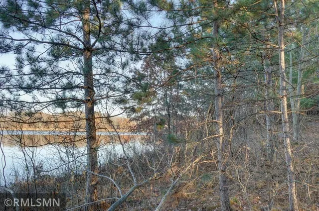 $90,000 | 1539 101st Avenue, Amery, WI 54001