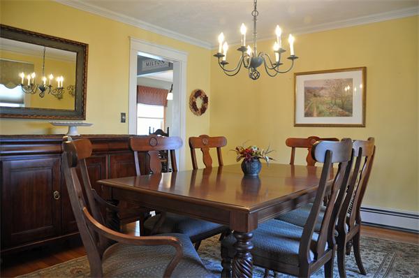 21 Windsor Road Milton, MA 02186 - Photo 5 of 12 Gallery Image 5